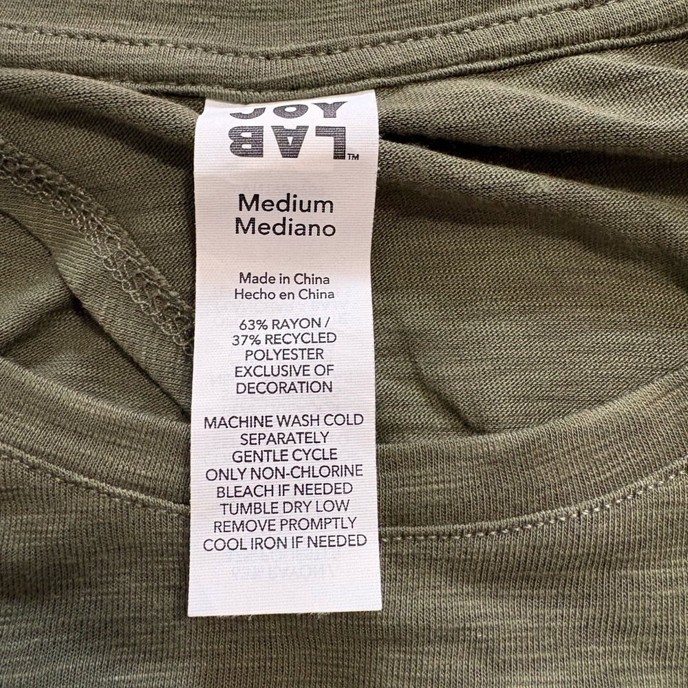 JoyLab Olive Green T-Shirt cropped Oversized - Picture 2 of 7